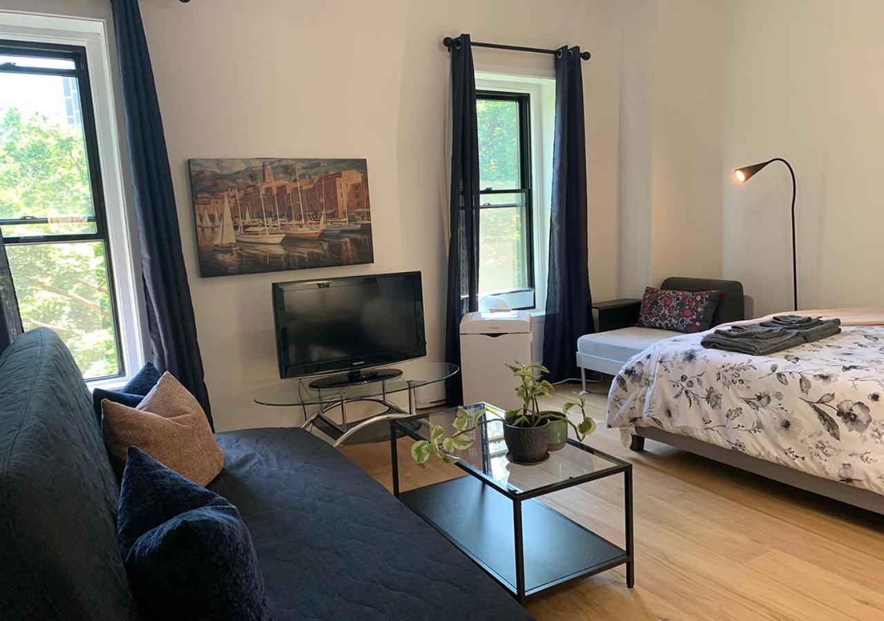 Jacob22 B&B Toronto Exterior photo